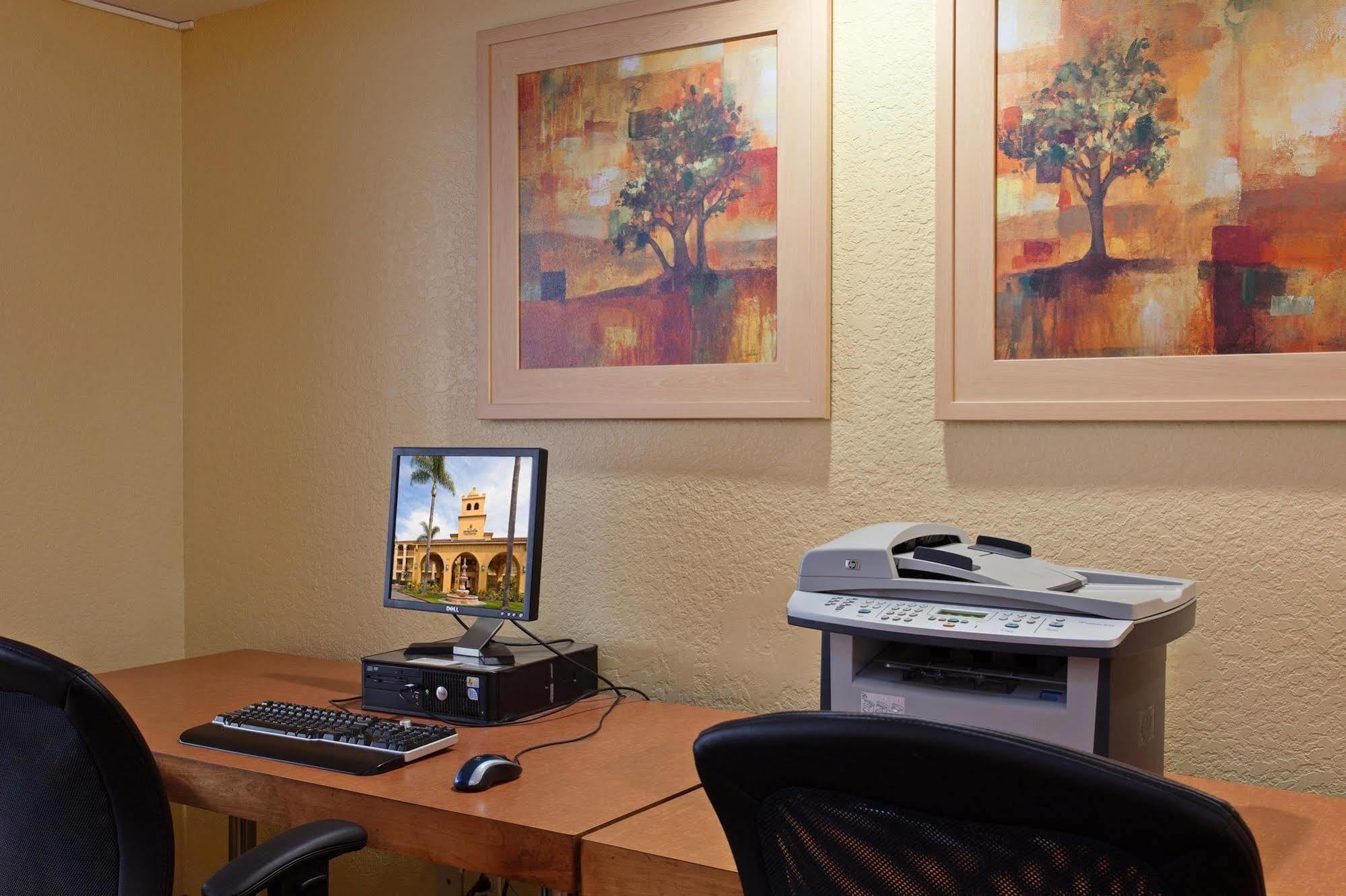 Hotel La Quinta By Wyndham Orange County Airport Santa Ana Exterior foto