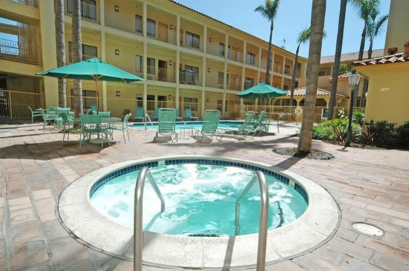 Hotel La Quinta By Wyndham Orange County Airport Santa Ana Exterior foto